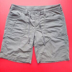 The North Face short packable in stow pocket grey women's size 8